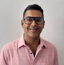 Dr Shadab Hussain
